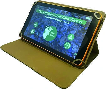 Lowdown SD Card Reader 9” Color Touch Screen Portable SD card viewer with 9” IPS touchscreen